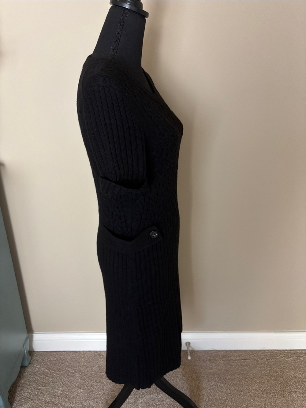 Banana Republic Luxury Cashmere Blend Black Knit Short-Sleeve Dress.  Size S/M. - Picture 5 of 9